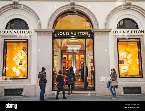 Louis Vuitton a Milano: Numero Telefono e Mappa 